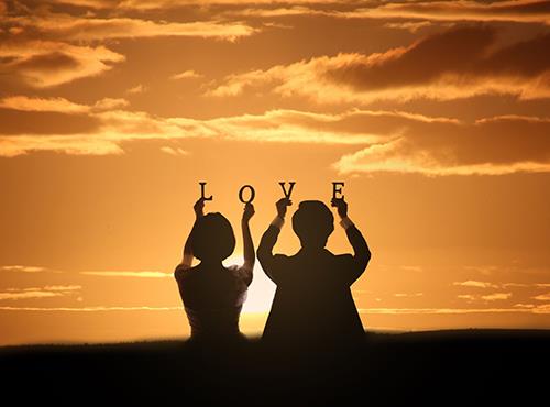 青岛侦探：男人给小三现金能否追回